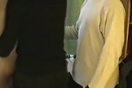 Xhamster , الموقع الذي يمكنك أن تجد فيه كل خيالاتك الغريبة محققة العرض الخاص اليوم هو فتاة بيضاء مثيرة تتعرض للاغتصاب من قبل ثلاثة قضبان كبيرة من الرجال الأبنوس بينما ترتدي عصابة عيون مثيرة استعد لبعض الأحداث المكثفة مع هذا الفيديو عالي الدقة بدقة 480 بكس