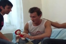 فحل ينيك طيز سالبين