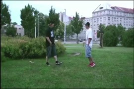 شاب يمارس الجنس مع حيوان