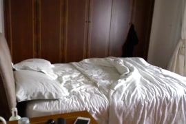 نيك كس ينزل لبن منه متحرك