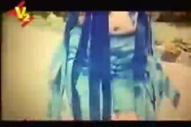 صور نيك حيونات متحركة مع بنات حصان قرد