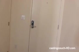 اكبر زب في اصغر كس